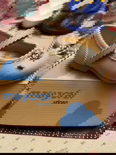 Mayoral Κλειστά παπούτσια 41022 Μπεζ
