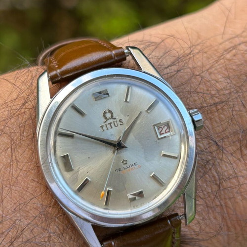 Titus De luxe wind-up watch used, 21 jewels, gray silver