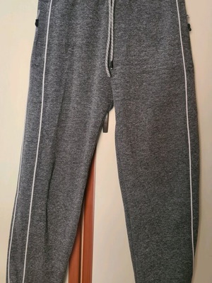 Спортно долнище Bershka XS в много добро състояние