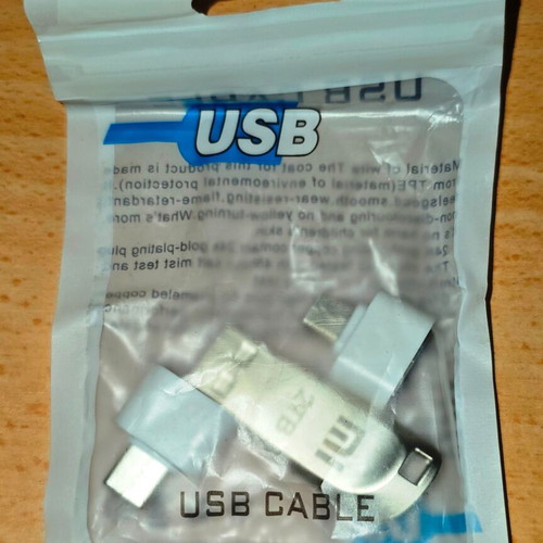 Xiaomi USB флаш памет 2TB USB 3.0 нова, сребристо