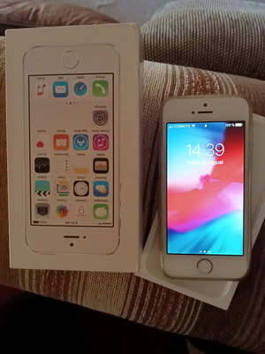 iPhone 5s silver used, 16GB, with replaced battery