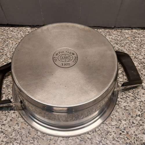 AMC Cooking Pot like new, dimensions 23×9 cm without lid