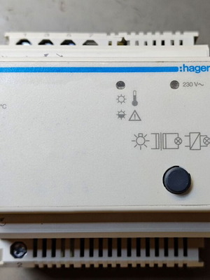 Dimmer Hager EV002 used, universal remote control 600W