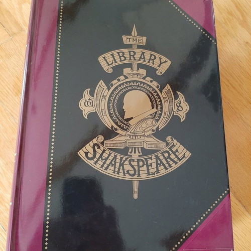 Shakspeare deluxe volume like new, English with illustrations