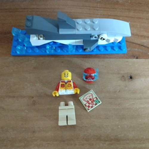 LEGO Turbo Shark Delivery σετ με μίνι φιγούρα Pizza Chef, Sealed