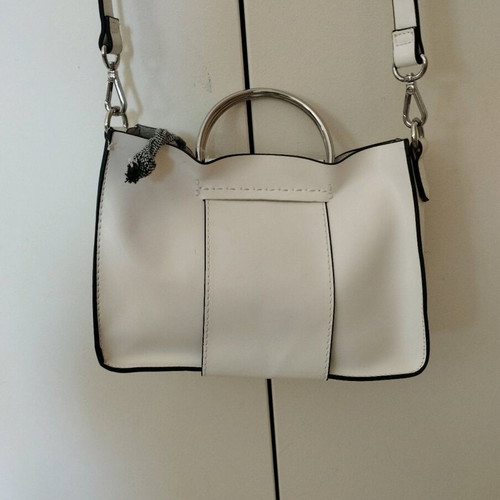 Zara white bag used with detachable strap and metal handles