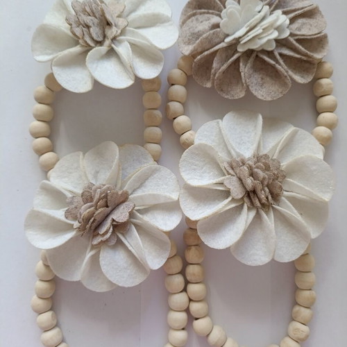 Curtain tiebacks set of 4 new, wood and felt