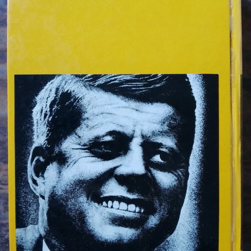 Mondadori dossiers Kennedy used, objective biographies