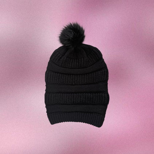Knit hat with pompom like new, black, one size