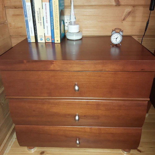 Cherry bedroom set used, 6-piece solid wood