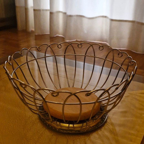 Metal basket like new