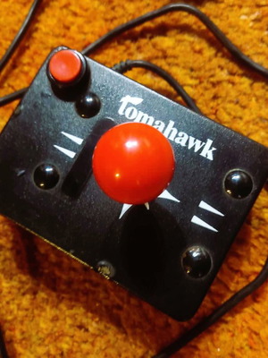 Tomahawk Joystick Aneroussis 9-pin μεταχειρισμένο, με μικρή βλάβη