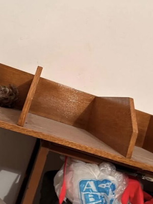 Βιβλιοθήκη σαν καινούργια, ξύλινη, περίπου 2 μέτρα x 40 εκατοστά