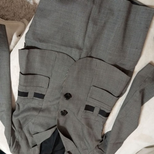 Artisti Italiani suit used, jacket and skirt, size 38