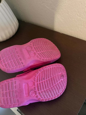 Children's pink winter slippers with fur lining
