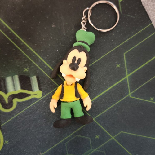 Goofy Flexi 3D printed keychain customizable colors