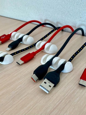 Cable holders καινούργια σειρά για οργάνωση καλωδίων