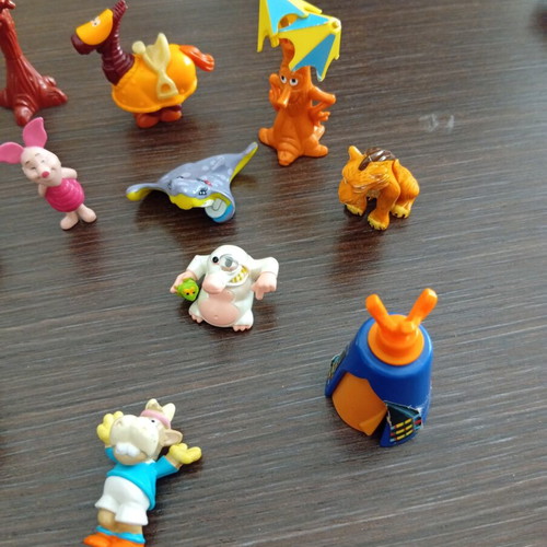 Kinder figures used, sold only together
