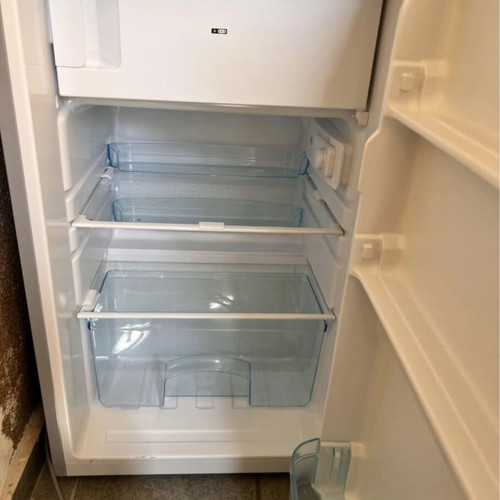 Davoline fridge like new
