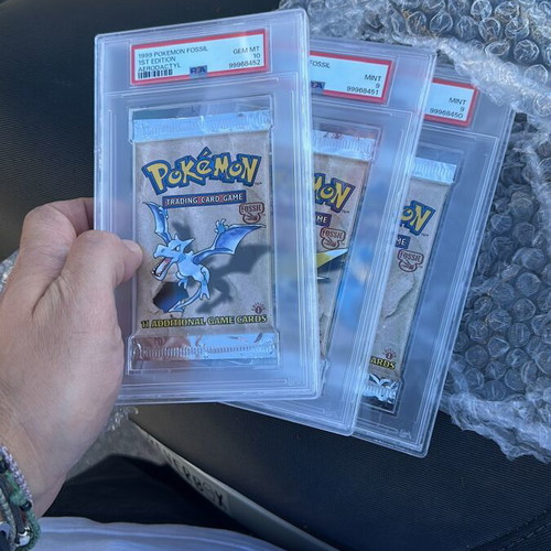 pokemon fossil 1st edition booster pack Fossil is the 3rd main expansion of the Pokmon Trading Card Game Past auction: PSA 9 Fossil
