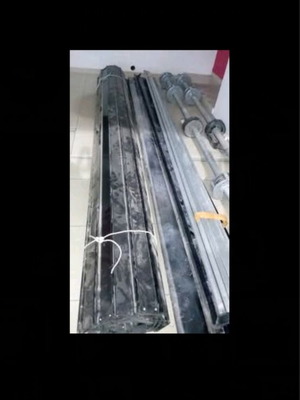 Roller shutters like new with electric motor and remote control