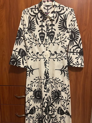 Zara midi dress like new, cotton, size small, black and white