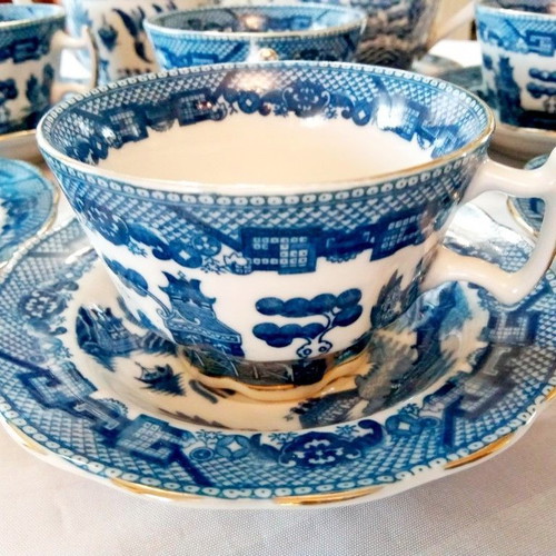 Blue Willow Belgium tea set 15 pieces