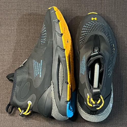 Under Armour UA HOVR Phantom 2 Storm shoes like new, size 39