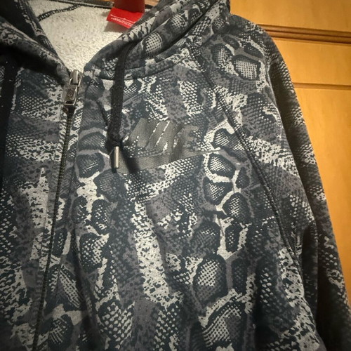 Nike jacket size S like new