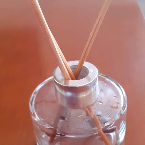 Jars for liquid room fragrance 4 pcs like new