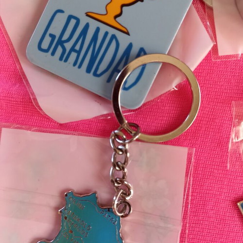 Keychain set like new, 8 pieces, colorful