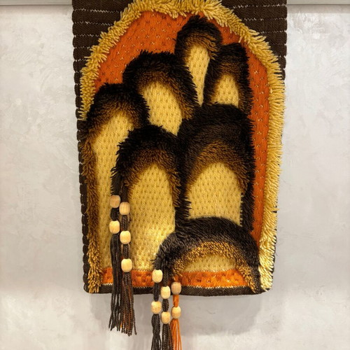 Macrame wall hanging like new, 51 x 35 cm