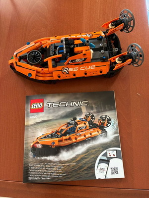 Lego Technic 42120 Rescue Hovercraft σαν καινούργιο