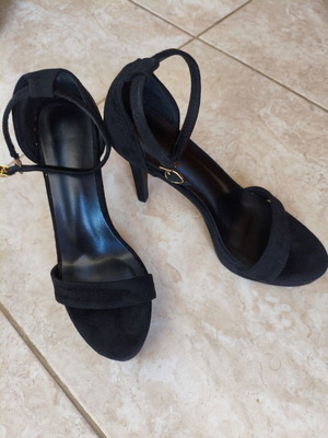 Black Suede High-Heeled Sandals size 39 new