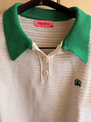 Karavan Penelope polo shirt like new, white with green collar