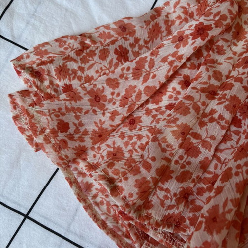 Loavies floral mini skirt size S like new