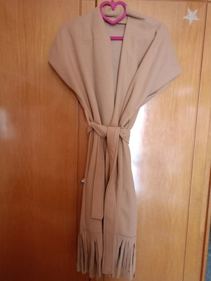 Women's outerwear like new with fringes and belt, beige brown