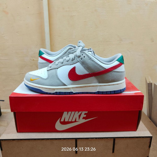 Nike Dunk Low No. 41 new, LT Iron Ore/University Red