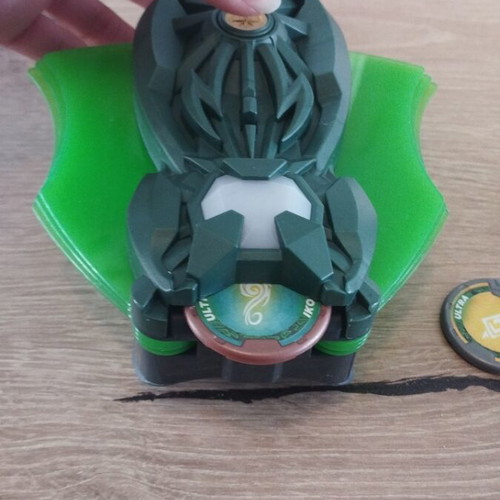 Gormiti Ultra Elemental Bracer like new