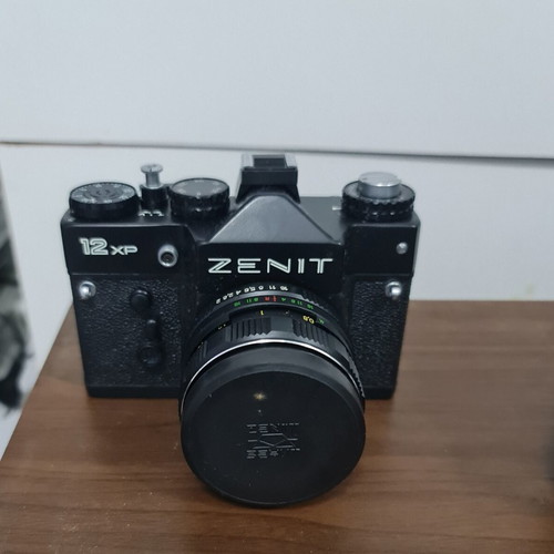 Φωτογραφική μηχανή Zenit 12 XP μεταχειρισμένη, συλλεκτική