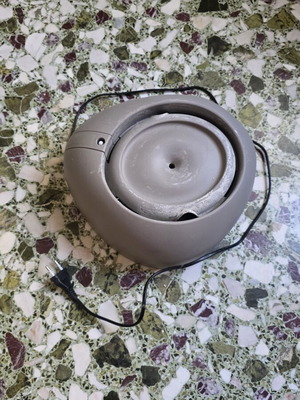 Cat water fountain used