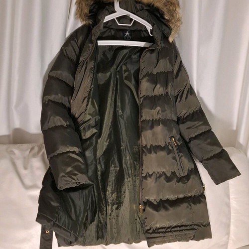 Jacket with detachable hood and faux fur new, green