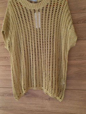 Knitted blouse new, gold, size XL
