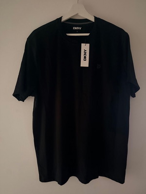 DKNY New York μπλουζάκι ανδρικό μαύρο μέγεθος large καινούργιο