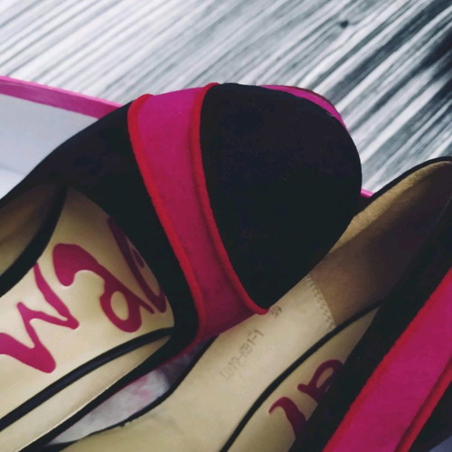 Cat walk pumps new, multicolor, narrow fit