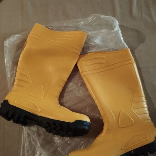 Yellow S5 Work Boots New with Toe Protection
