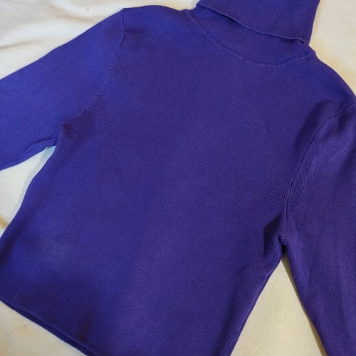 Zara crop turtleneck purple size S like new