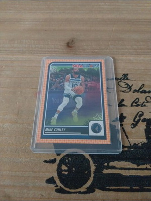 Mike Conley Panini Haunted Hoops card like new