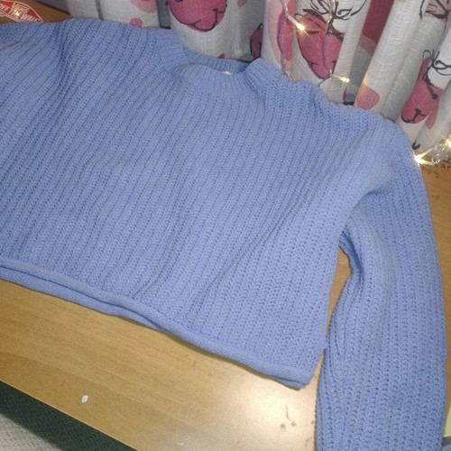 Bershka purple knitted cropped sweater like new
