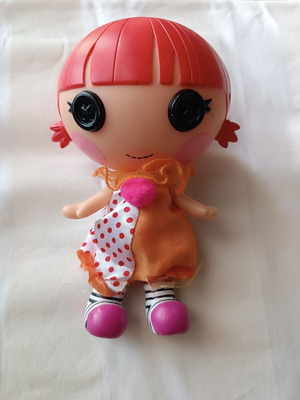 Lalaloopsy doll used, dress with loose thread on leg